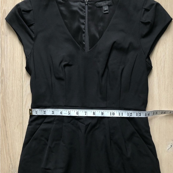 J. Crew Cap Sleeve V Neck Dress in Black Size 4P - Picture 3 of 12